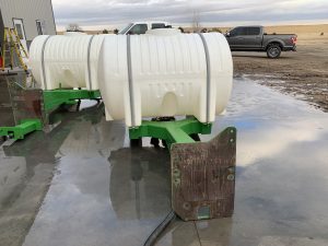 Used 500 Gallon tractor tanks